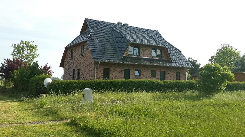 Ostseehaus Odin Doppelhaushaelfte Wiek auf Rügen Exterior foto